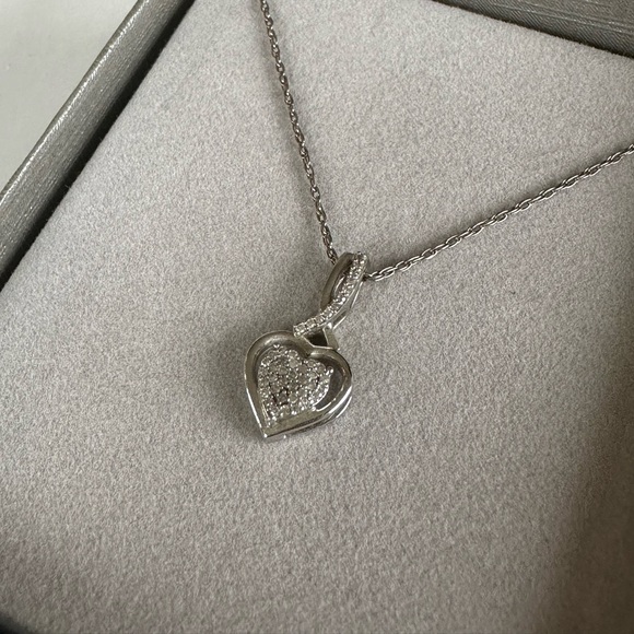 ZALES DIAMOND NECKLACE - Picture 2 of 4